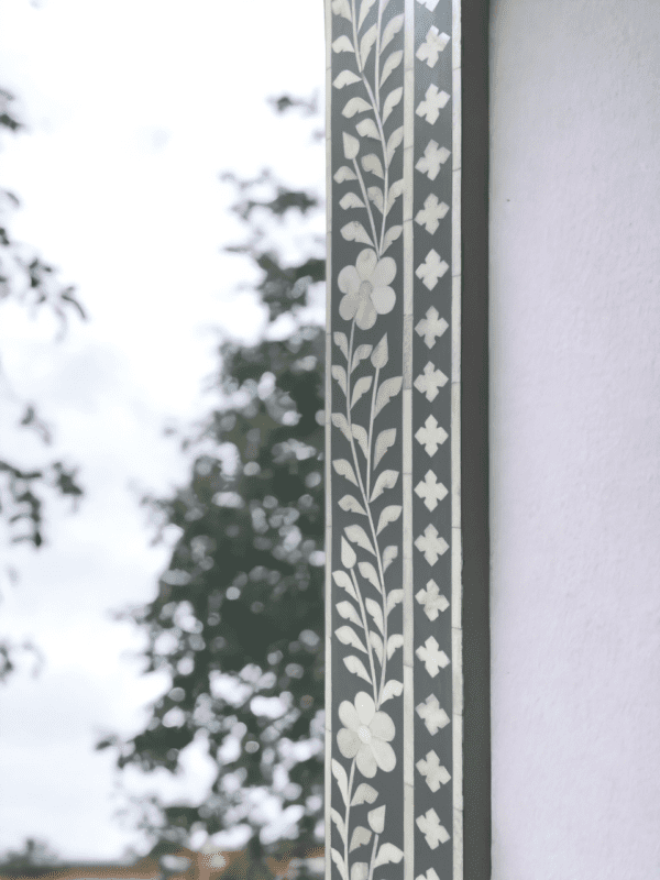 A close up of the corner of a building