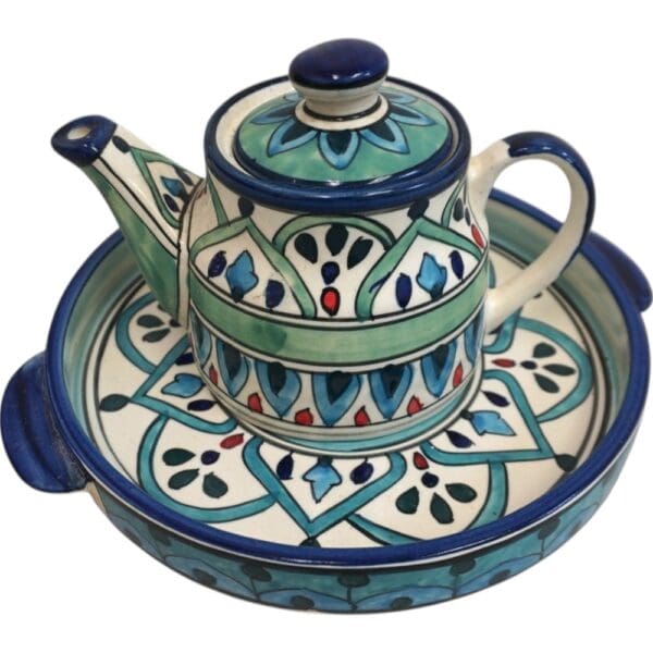 Ceramic teapot with matching round tray option 3